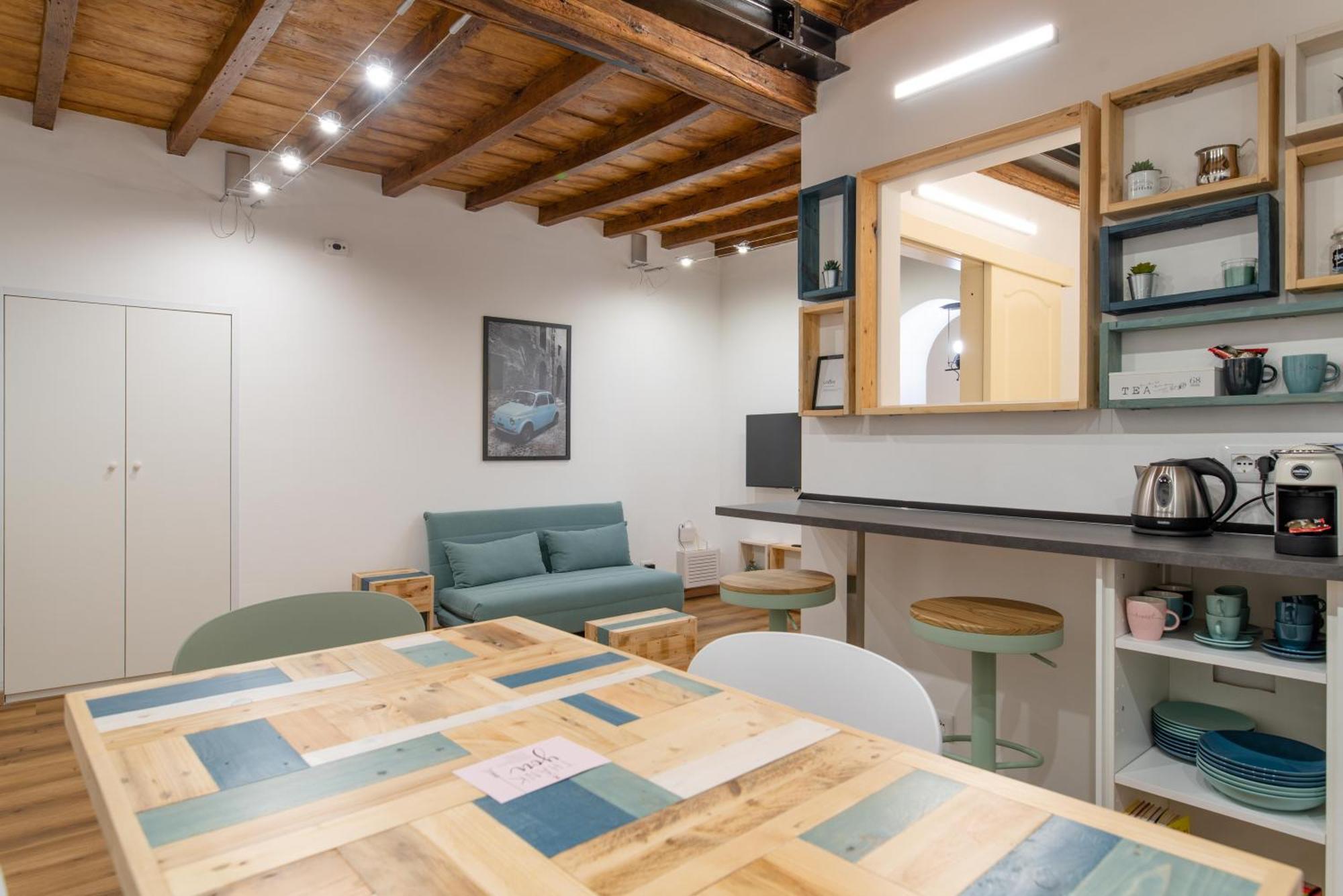 Apartamento The Happyhouse, No Lift By Happyhostorino Exterior foto